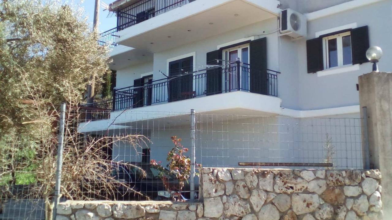 Monika Lefkada Hotell Tsoukaládhes Eksteriør bilde
