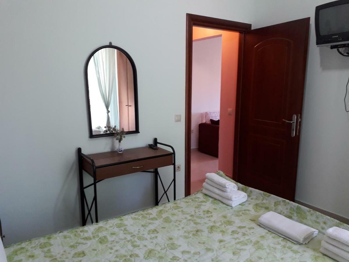 Monika Lefkada Hotell Tsoukaládhes Eksteriør bilde